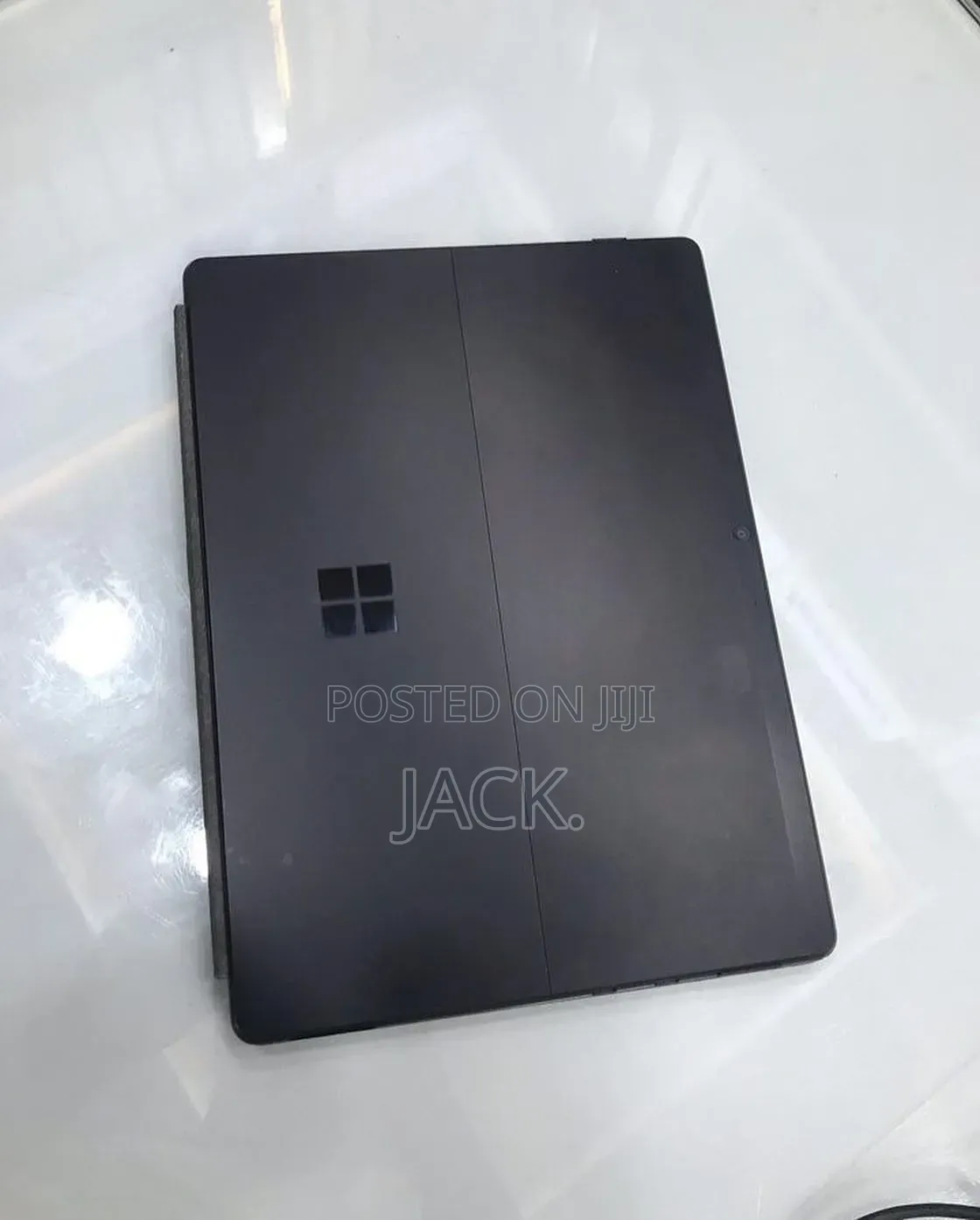 Microsoft Surface Pro X 16GB Qualcomm Snapdragon X Plus SSD 256GB