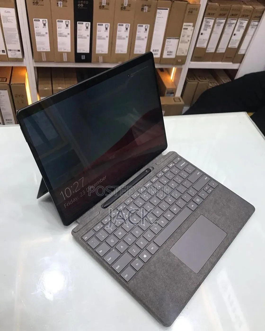 Microsoft Surface Pro X 16GB Qualcomm Snapdragon X Plus SSD 256GB