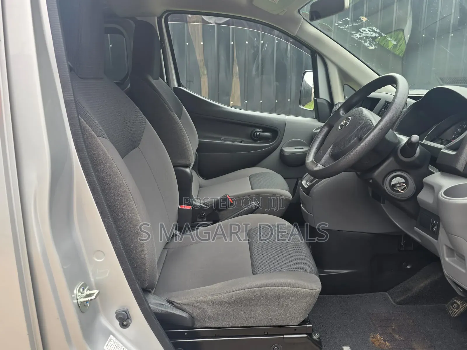 Nissan NV200 2019 Silver