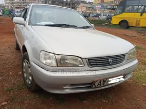 Toyota Corolla 1998 Silver