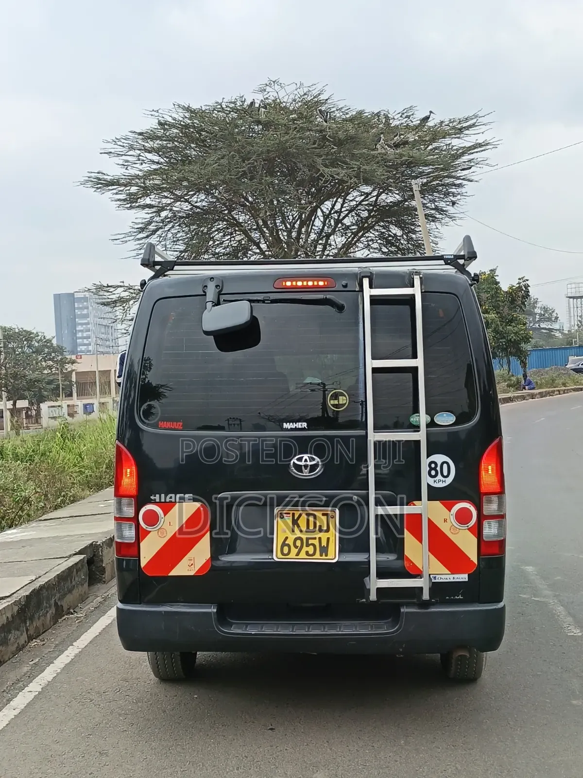 Toyota HiAce 2015 Black