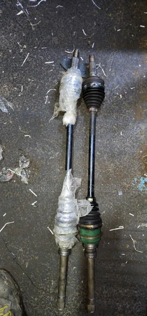 Daihatsu Mira 4wd RHS Drive Shaft