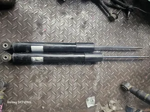 Rear Shocks Honda Vezel