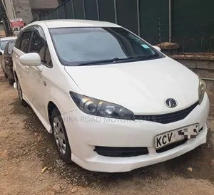 Toyota Wish 2012 White