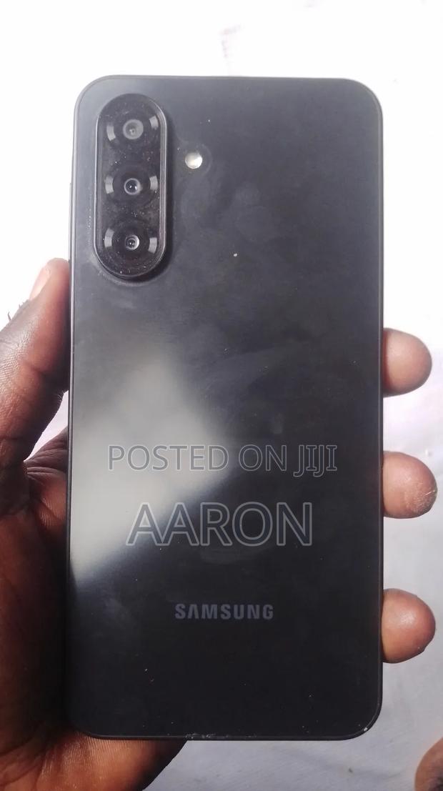 New Samsung Galaxy A17 128 GB Black - thumbnail 3
