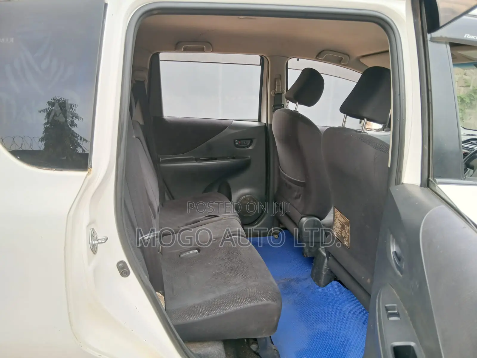 Toyota Ractis 2007 White