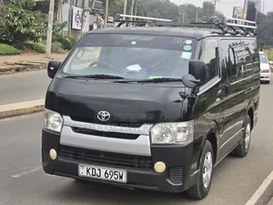 Toyota HiAce 2016 Black