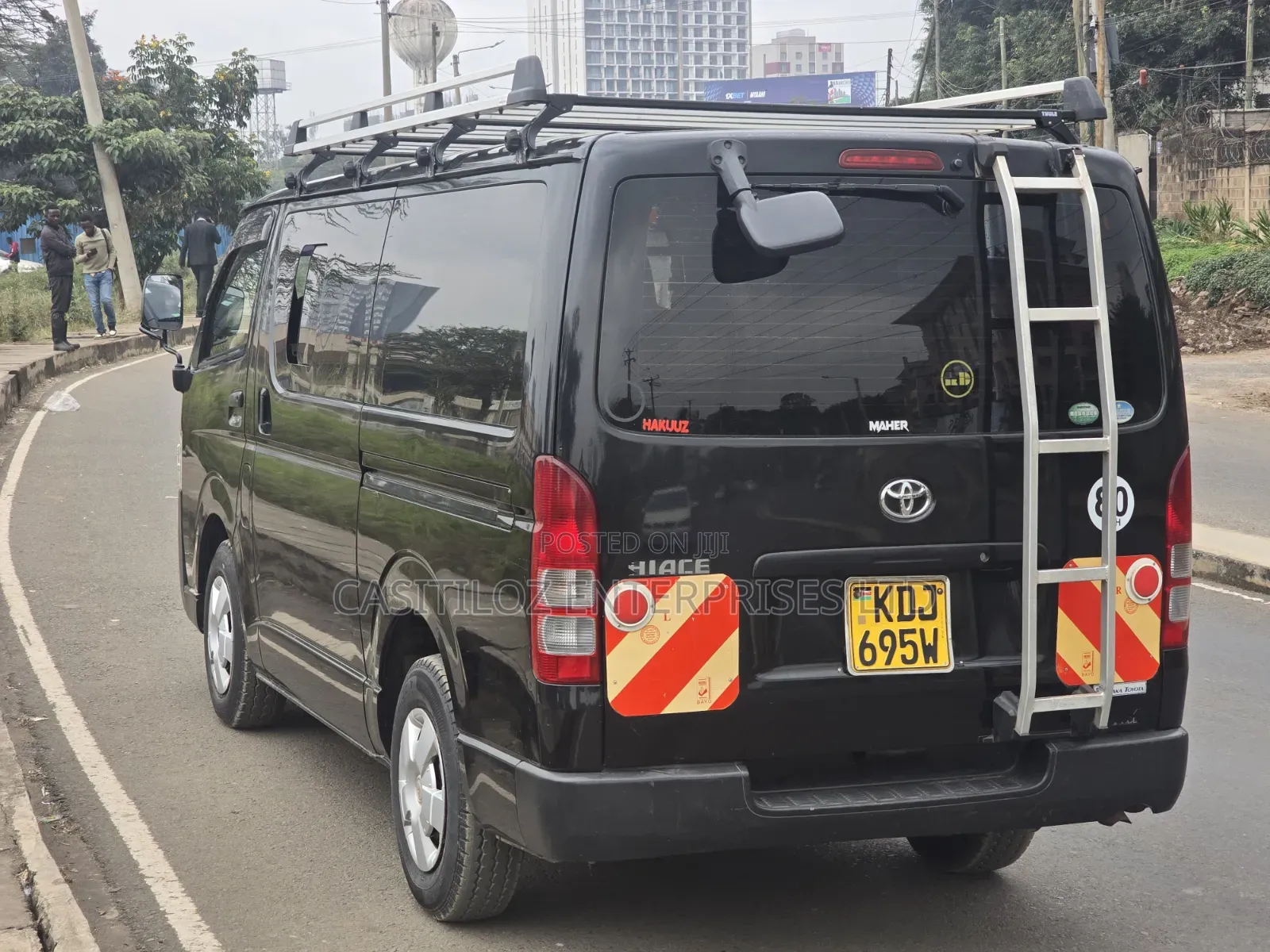 Toyota HiAce 2016 Black
