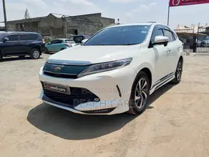 Toyota Harrier 2017 White