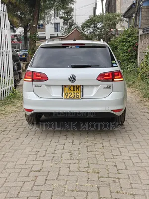 Volkswagen Golf 2016 White