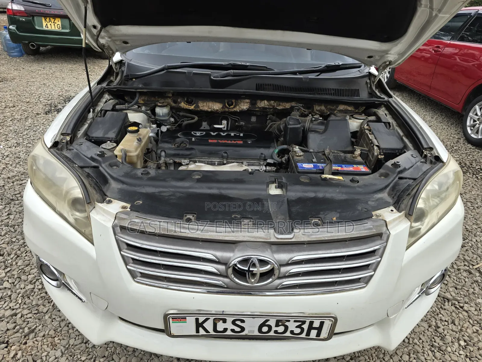 Toyota Vanguard 2012 White