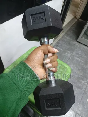 Hexagon Dumbbells – 5kg  Premium Rubber-Coated Finish