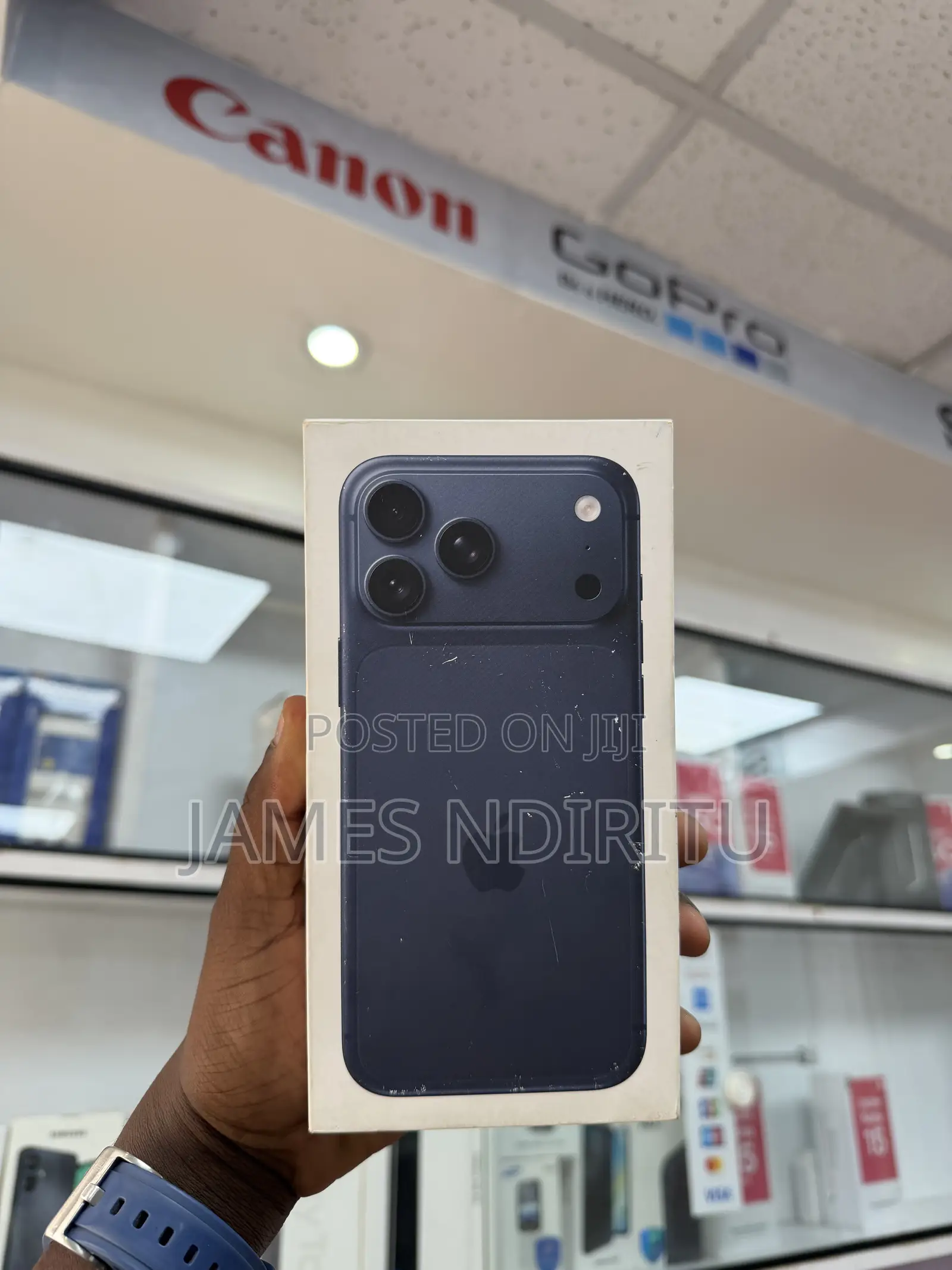 New Apple iPhone 17 Pro Max 256 GB Blue