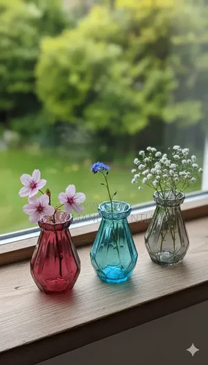 3pc Diamond Faceted Coloured Vase