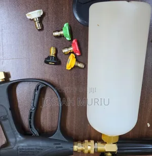 Foam Gun With Alternating Nozzles