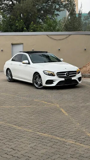 Mercedes-Benz E200 2020 White