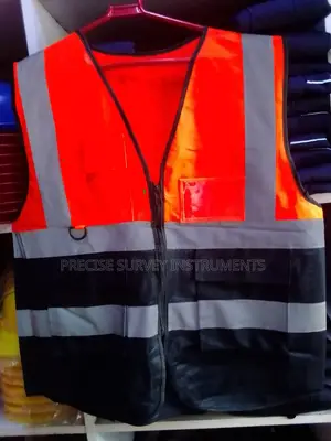 Durable Reflective Safety Vest With Pockets
