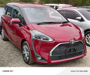 Toyota Sienta 2019 Red