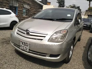 Toyota Corolla Spacio 2006 Gold