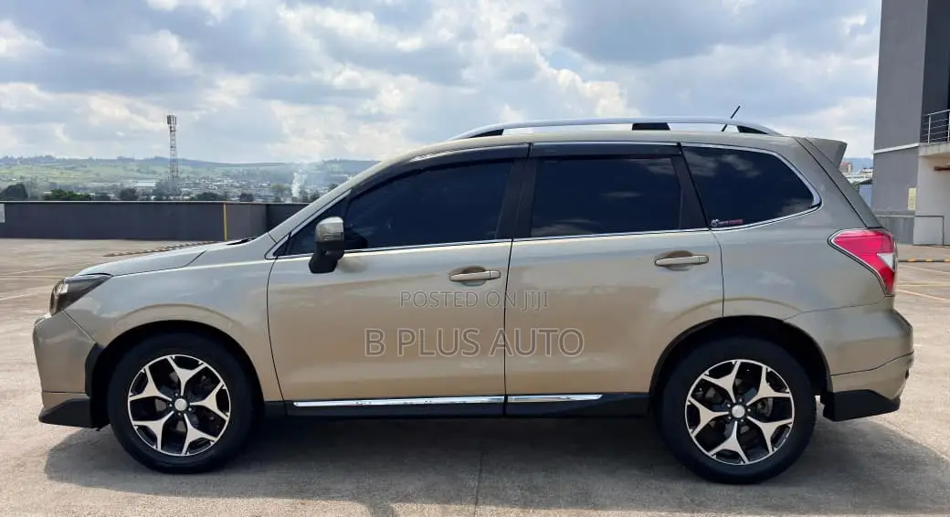Subaru Forester 2014 Gold