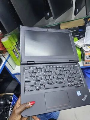 Laptop Lenovo Yoga 11e 4GB Intel Core i3 SSD 128GB