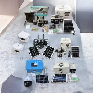Smartphone Control 4G PTZ Dual Triple Four Lens Solar Camera Wholesale