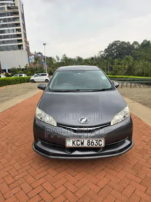Toyota Wish 2013