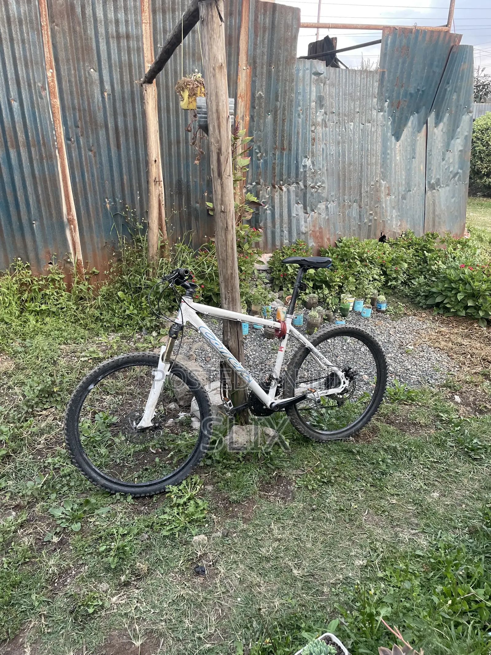 Carrera Vulcan Size 26 Ex-Uk Bike