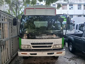 Isuzu FRR, 10tonnes, Cover Board