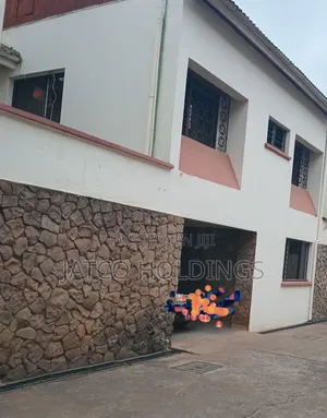 5bdrm Townhouse / Terrace in Parklands for rent