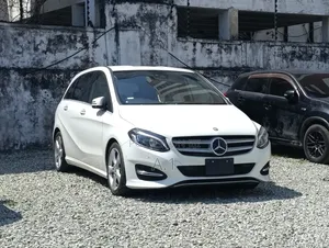 Mercedes-Benz B-Class 2019 White