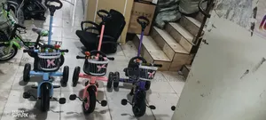 Heavy Duty Multicolored Heavy Gauge Tricycle With Push Handle