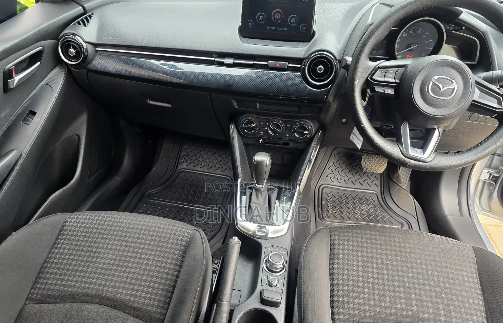 Mazda Demio 2017 Silver