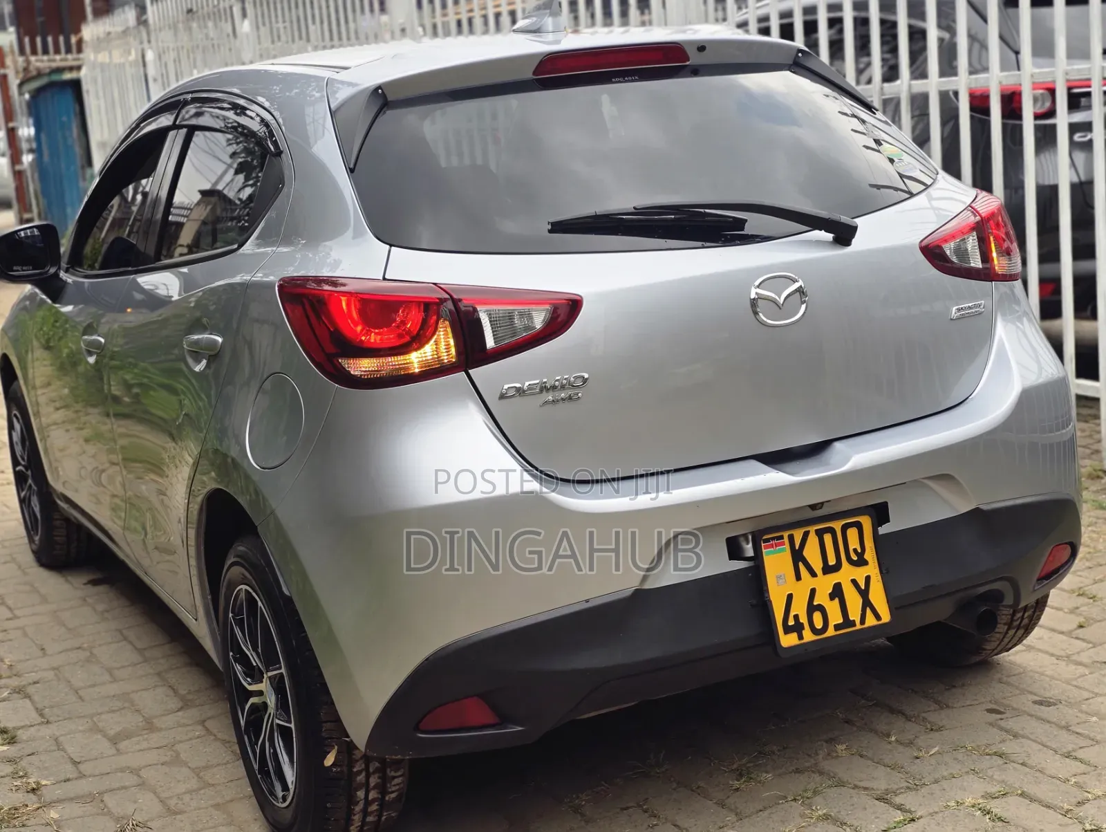 Mazda Demio 2017 Silver