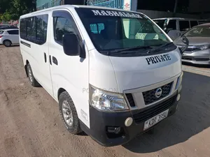 Nissan Caravan (Urvan) 2017 White