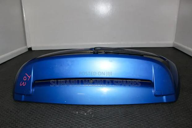 Subaru Sg9 Boot Door - thumbnail 4