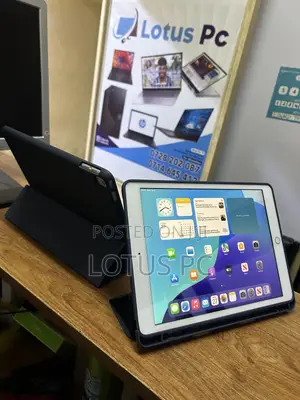 Apple iPad 10.2 (2019) 128 GB Silver
