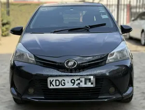 Toyota Vitz 2014 Black