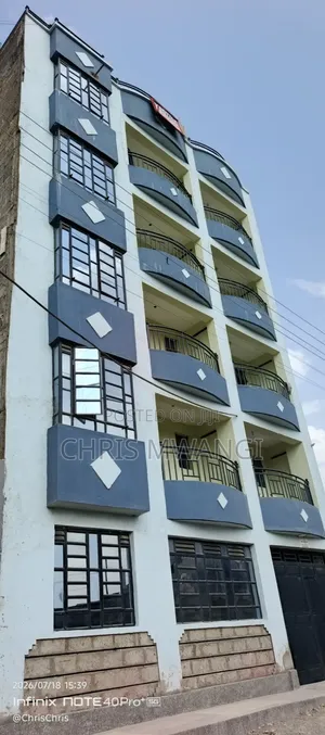 2bdrm Block of Flats in Kamakis Stree for sale