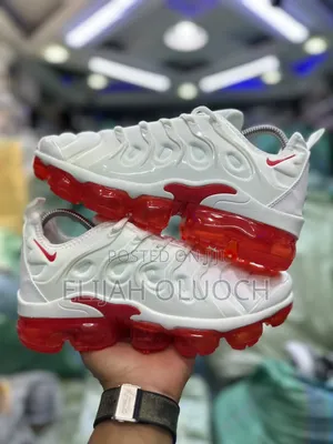 Nike Vapormax Plus “ White Red “
Quality Leather 
Size 39-45
