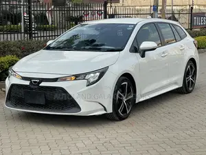 Toyota Corolla 2019 White