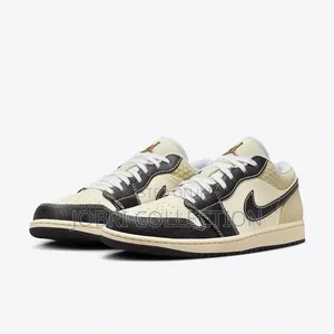 Nike Air Jordan 1 Travis Scott ”Coconut Milk “
Sneakers