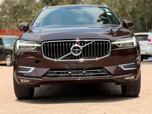 Volvo XC60 2019 Brown