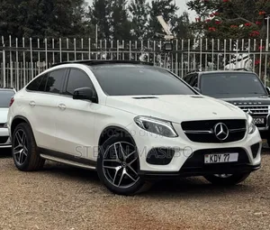 Mercedes-Benz GLE-Class 2019 White
