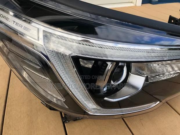 Subaru Sk9 Headlight - thumbnail 3