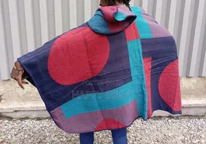 *Women's Geometric Wrap Shawl/Poncho*