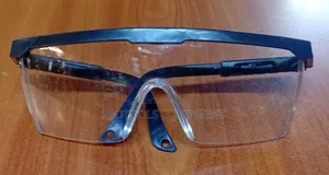 Clear Goggles