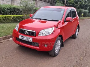 Toyota Rush 2012 Red