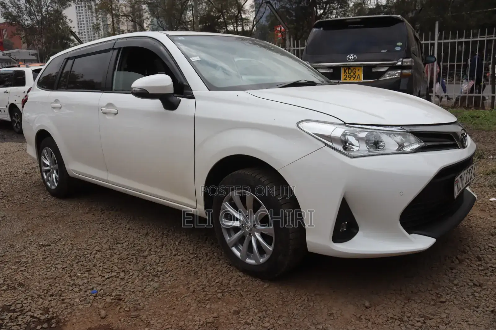 Toyota Corolla Fielder 2019 White