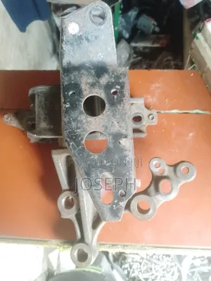 Toyota Passo Gearbox Mountain